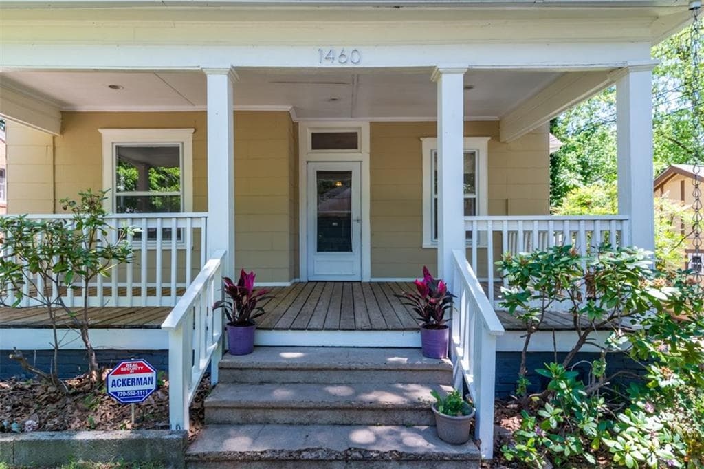 3 bedroom, 1,354 sq ft single family residence sold at 1460 Beatie Avenue, Atlanta, GA 30310