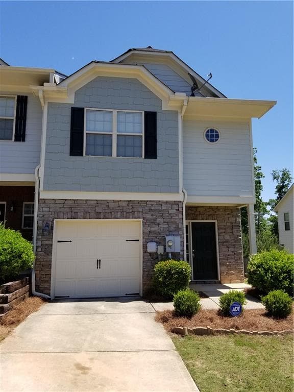 3 bedroom, 1,908 sq ft townhouse sold at 51 Burns View Court, Lawrenceville, GA 30044