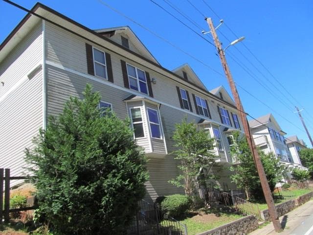 triplex sold at 1929 Jonesboro Road, Atlanta, GA 30315
