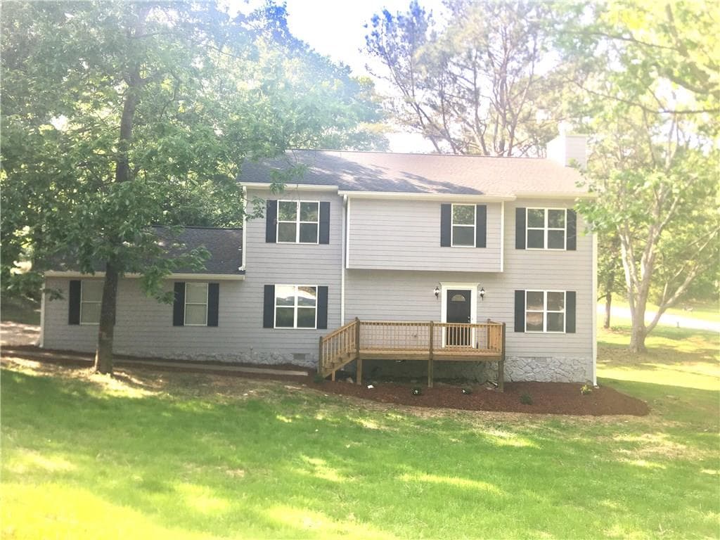 2915 Marsh Lane, Stone Mountain, GA 30087 — most recent listing photo