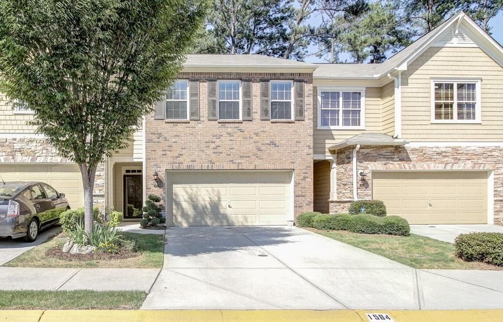 2165 Crestridge Trail, Brookhaven, GA 30329 — most recent listing photo
