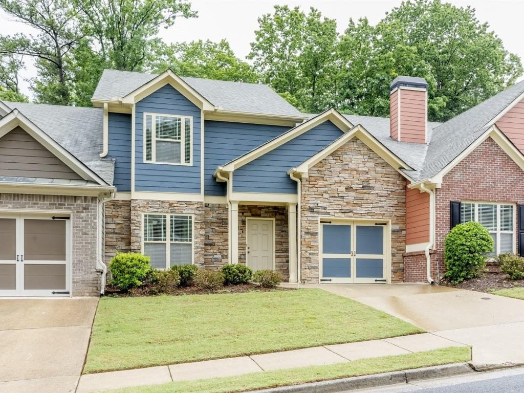 1011 Brownstone Drive 30, Marietta, GA 30008 — most recent listing photo