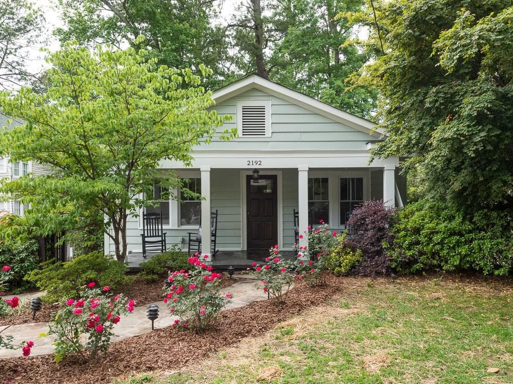 3 bedroom single family residence sold at 2192 Edison Avenue, Atlanta, GA 30305