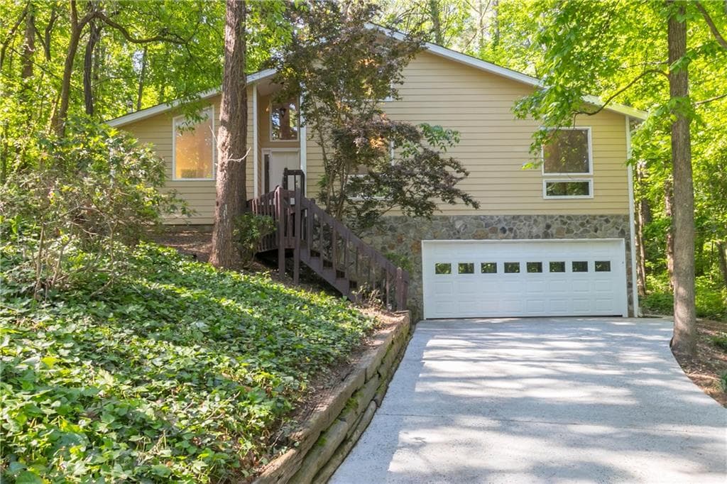 2750 Brook Valley Drive, Cumming, GA 30041 — most recent listing photo