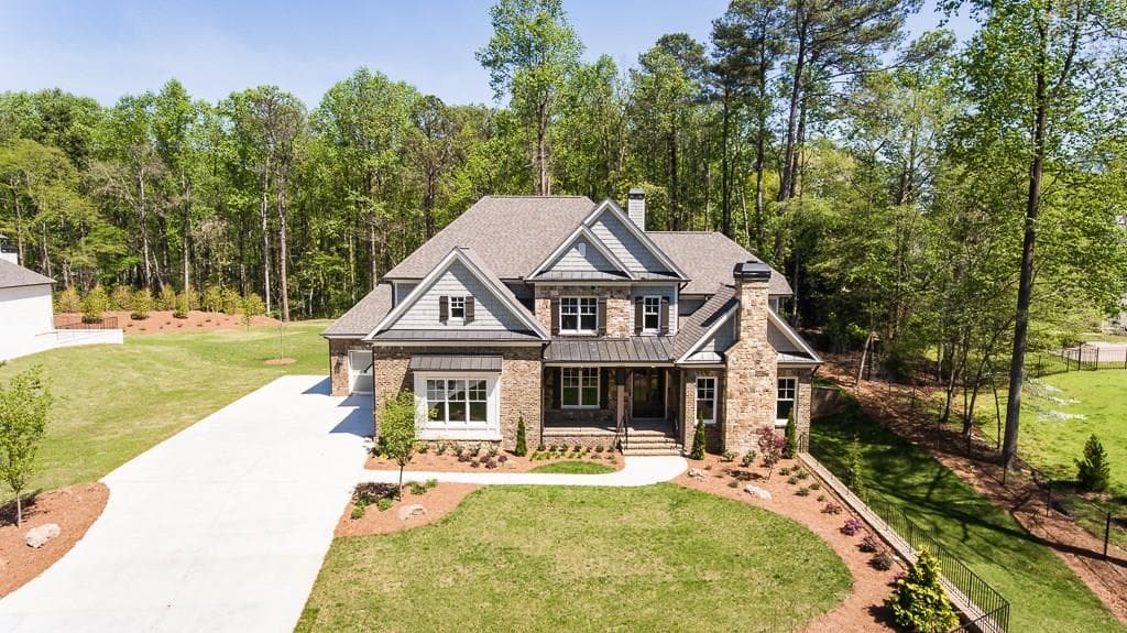 5727 Long Island Drive, Sandy Springs, GA 30327 — most recent listing photo