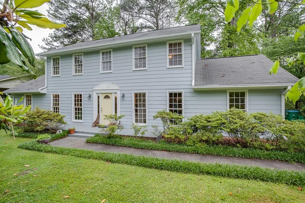 3 bedroom single family residence sold at 4611 Cain Creek Trail, Lilburn, GA 30047