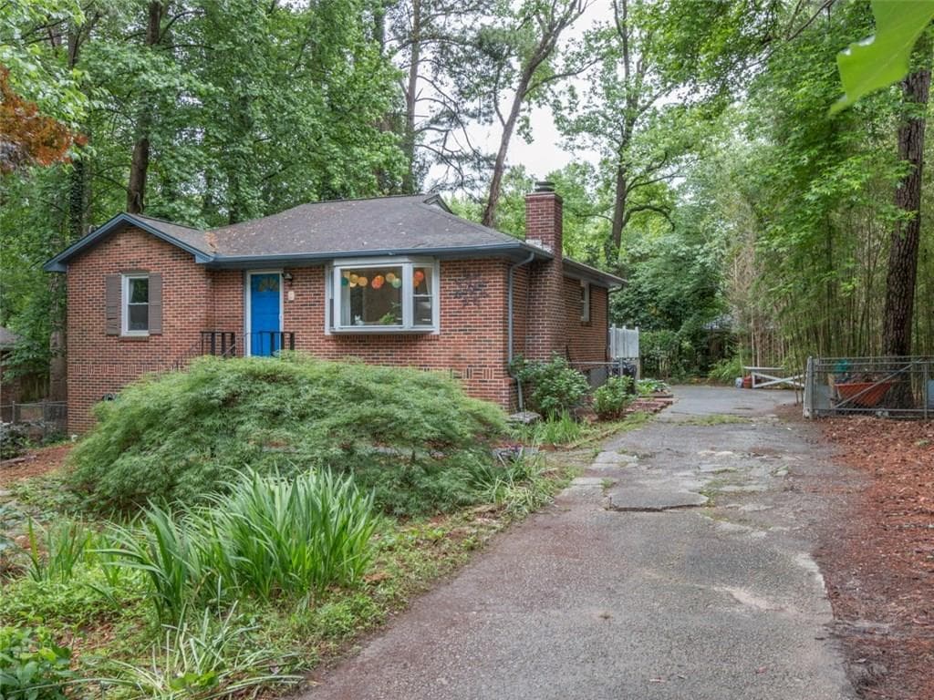 736 Green Acres Road, Smyrna, GA 30080 — most recent listing photo
