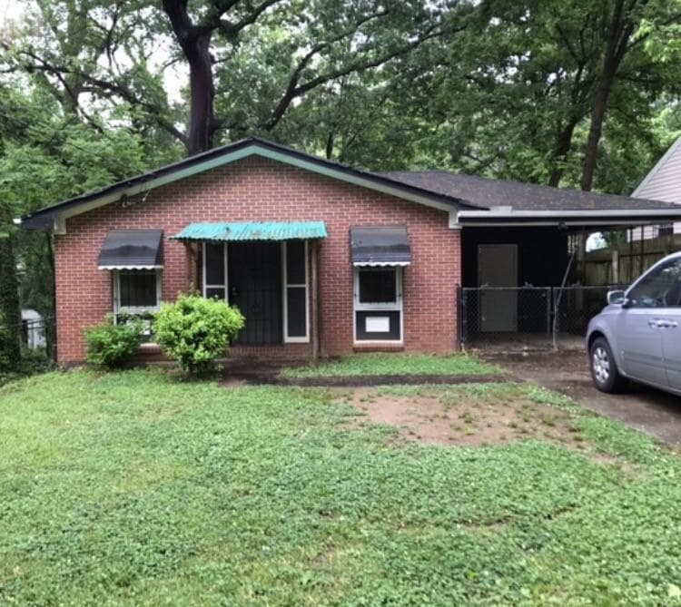 3 bedroom, 912 sq ft single family residence sold at 1410 GRAYMONT Drive, Atlanta, GA 30310