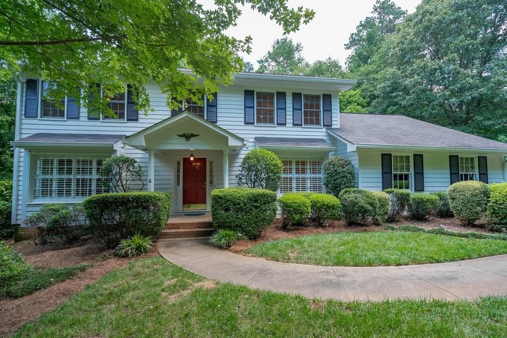 4 bedroom single family residence sold at 1135 Falstaff Drive, Roswell, GA 30076