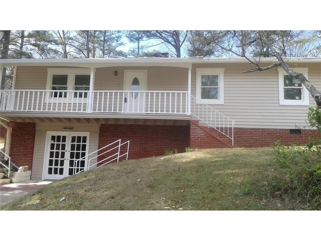 4 bedroom single family residence sold at 2411 SW Neal Court, Marietta, GA 30008