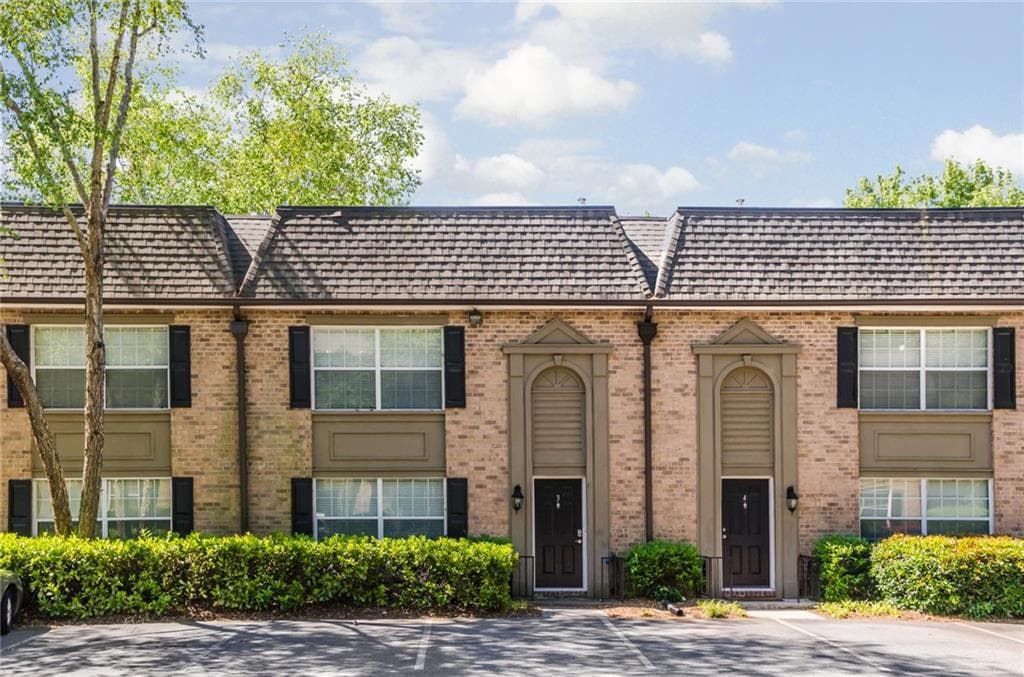3 bedroom, 1,632 sq ft townhouse sold at 6980 Roswell Road G3, Atlanta, GA 30328