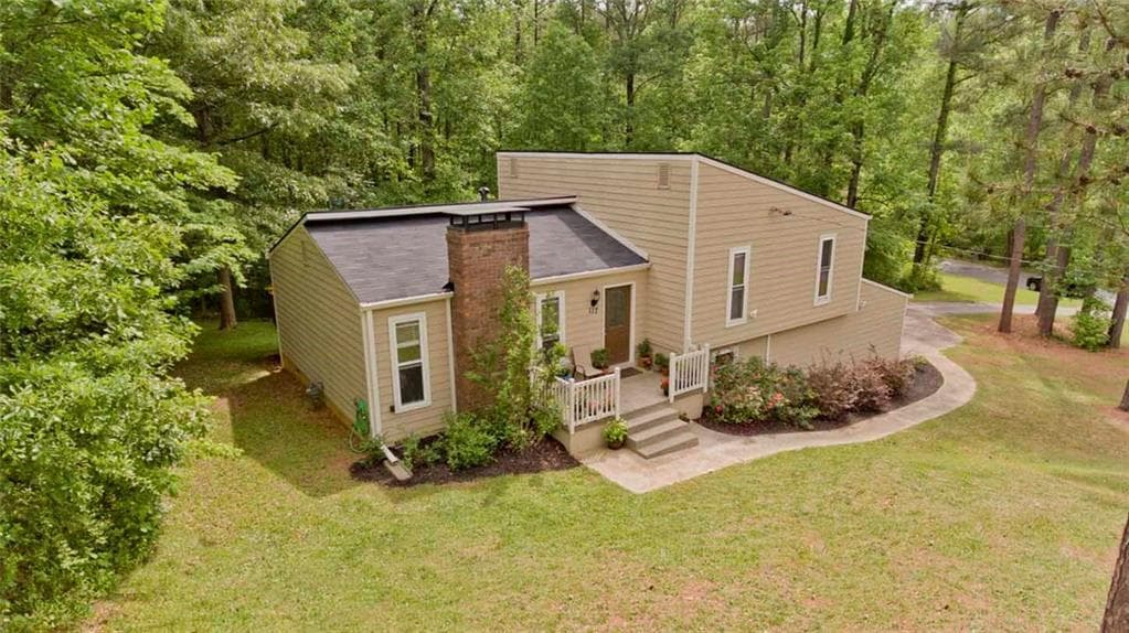 3 bedroom, 1,920 sq ft single family residence sold at 117 Golden Hills Drive, Woodstock, GA 30189
