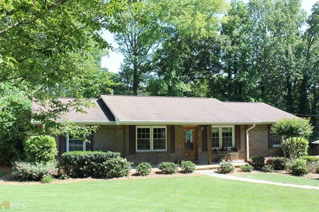 671 SE Smithstone Road, Marietta, GA 30067 — most recent listing photo