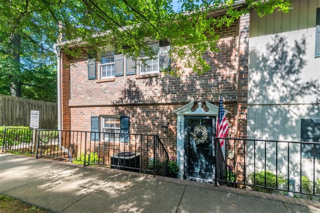 2 bedroom, 1,364 sq ft condominium sold at 408 Sycamore Drive A, Decatur, GA 30030