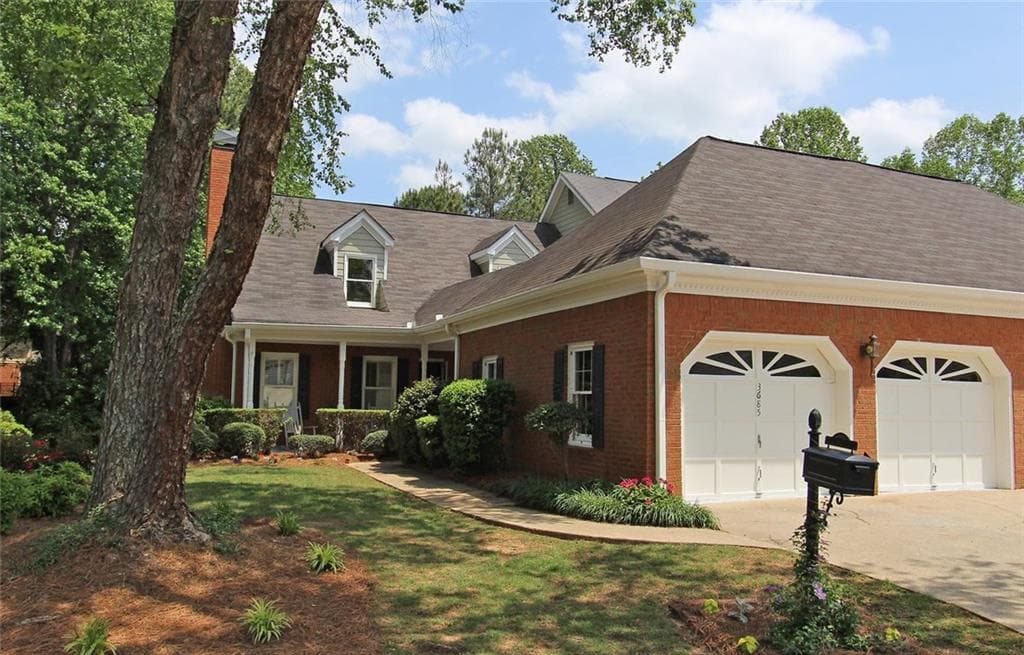 3 bedroom townhouse sold at 3685 Wedgewood Chase, Peachtree Corners, GA 30092