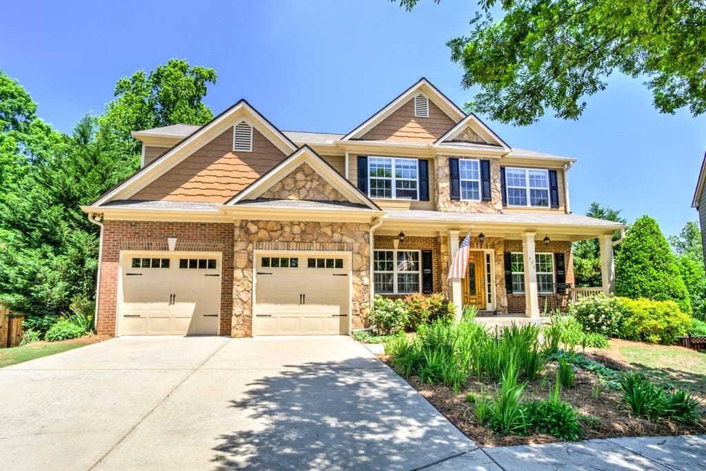 5 bedroom, 2,686 sq ft single family residence sold at 433 Deepstream Crossing, Canton, GA 30115