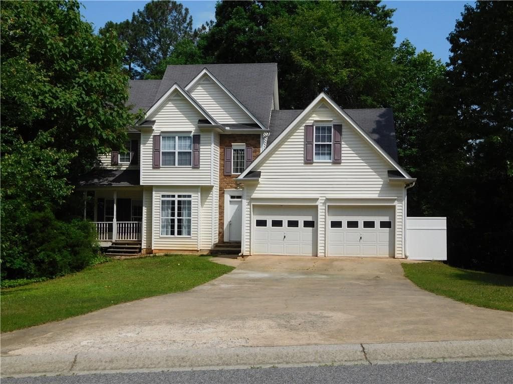 7220 Hickory Bluff Drive, Cumming, GA 30040 — most recent listing photo