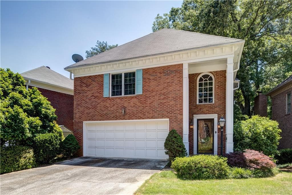 1752 Wilsons Crossing Drive, Decatur, GA 30033 — most recent listing photo