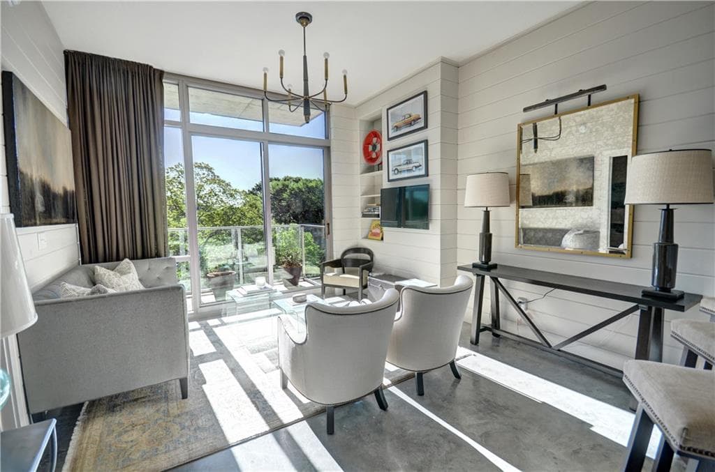1 bedroom, 770 sq ft condominium sold at 905 Juniper Street 601, Atlanta, GA 30309