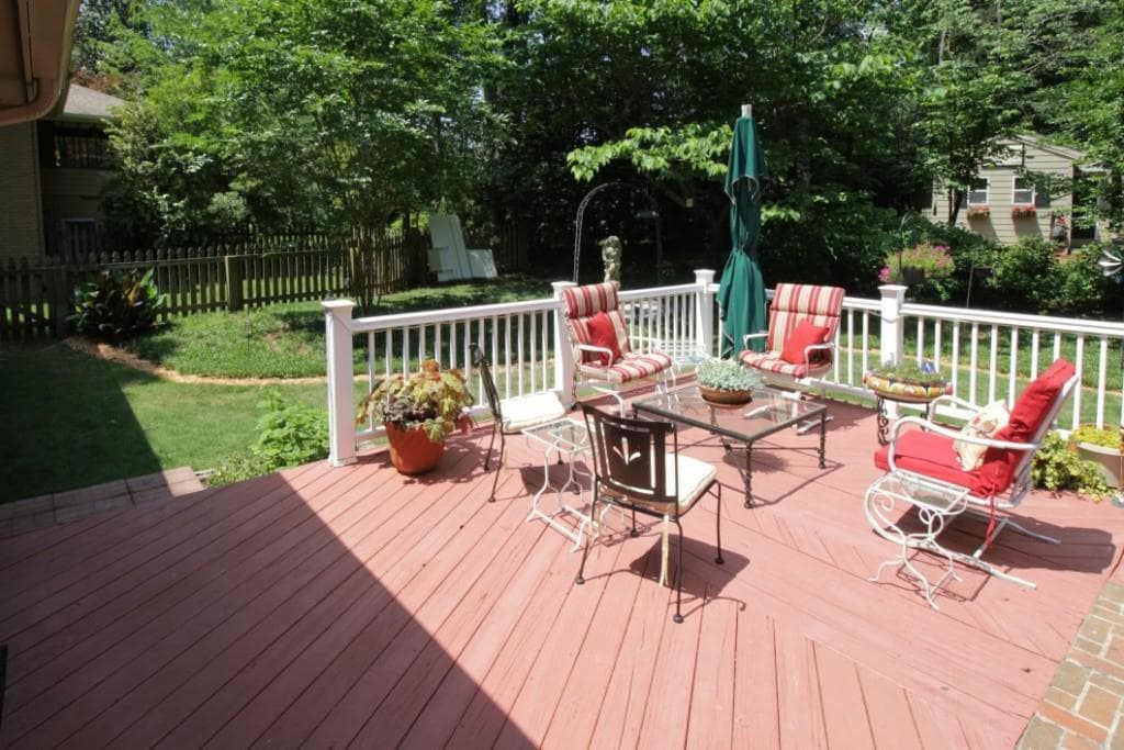 837 Thackston Drive, Marietta, GA 30068 — most recent listing photo