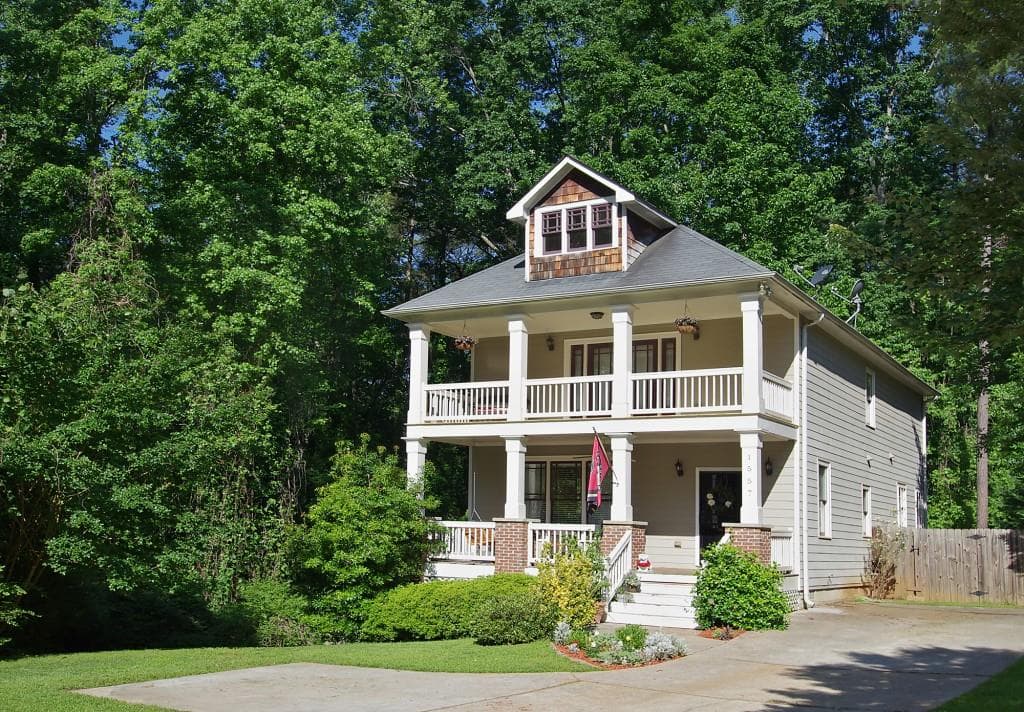 3 bedroom, 1,774 sq ft single family residence sold at 1557 Peachcrest Road, Decatur, GA 30032