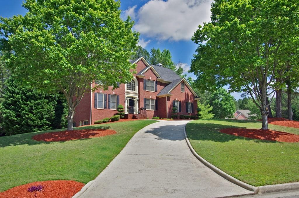 560 Stoneglen Chase, Atlanta, GA 30331 — most recent listing photo