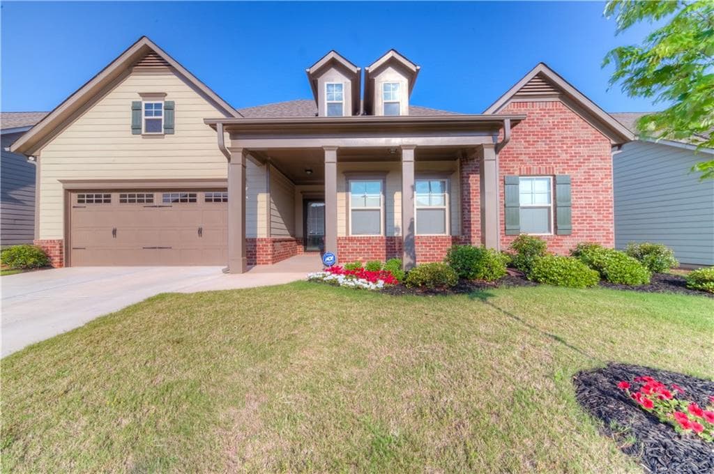 3 bedroom, 2,308 sq ft single family residence sold at 4519 Hidden Creek Drive, Gainesville, GA 30504