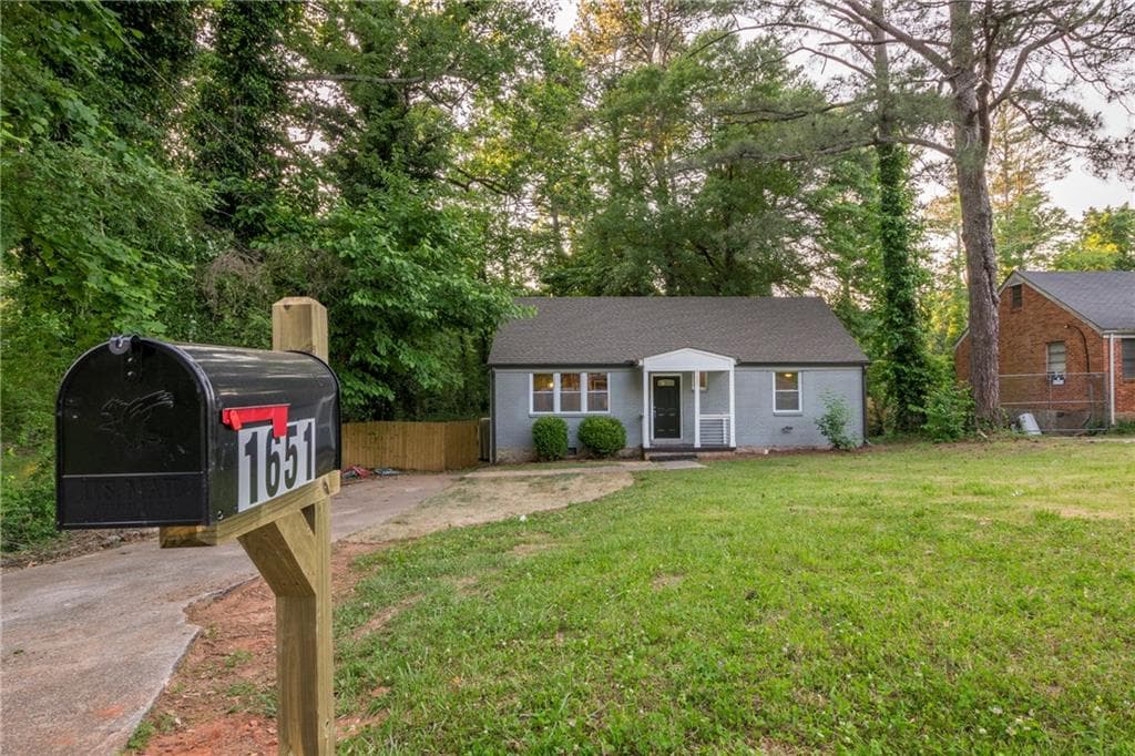 1651 Columbia Circle, Decatur, GA 30032 — most recent listing photo