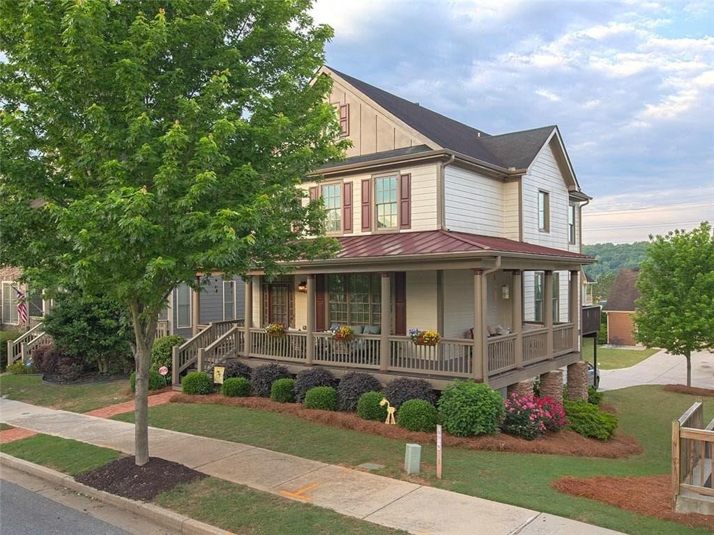 3 bedroom, 2,032 sq ft single family residence sold at 1806 Hollingsworth Boulevard, Atlanta, GA 30318