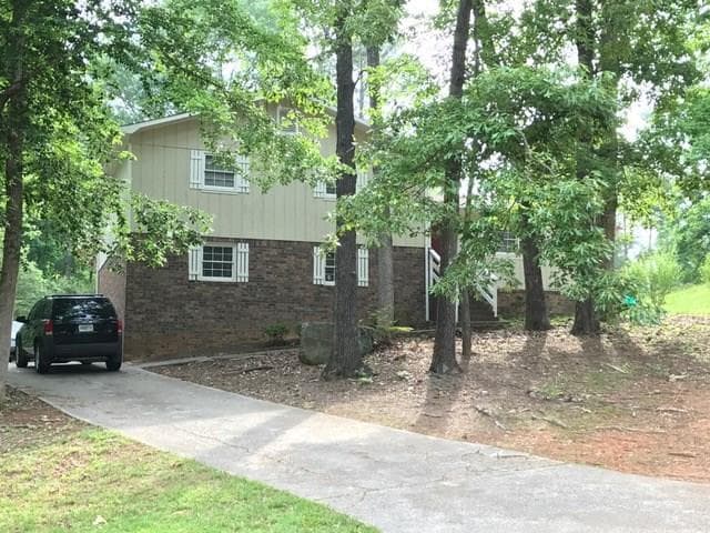 4895 Manor Drive, Stone Mountain, GA 30087 — most recent listing photo