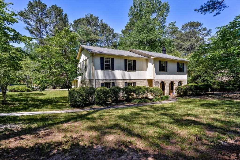 3119 Garden Lane Drive, Marietta, GA 30062 — most recent listing photo
