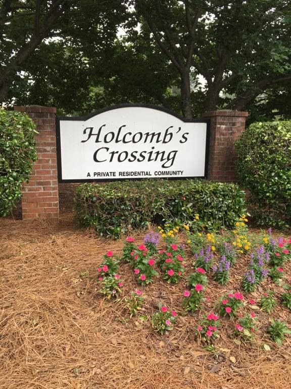 112 Holcomb Ferry Road 112, Roswell, GA 30076 — most recent listing photo