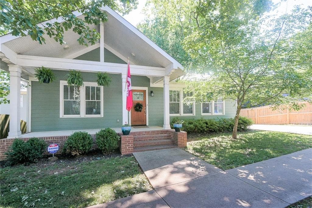 3 bedroom, 1,384 sq ft single family residence sold at 161 Kirkwood Road, Atlanta, GA 30317