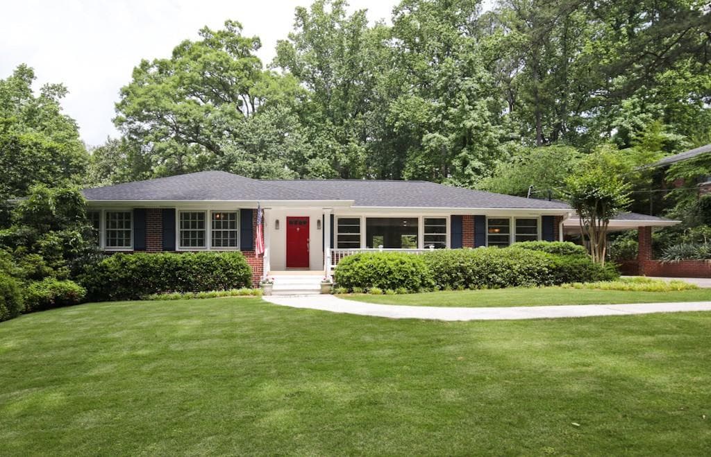4 bedroom, 2,580 sq ft single family residence sold at 2281 Clairmont Road, Atlanta, GA 30329