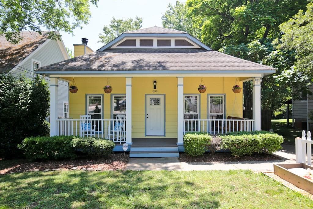 2 bedroom, 1,396 sq ft single family residence sold at 899 Vera Street, Atlanta, GA 30316