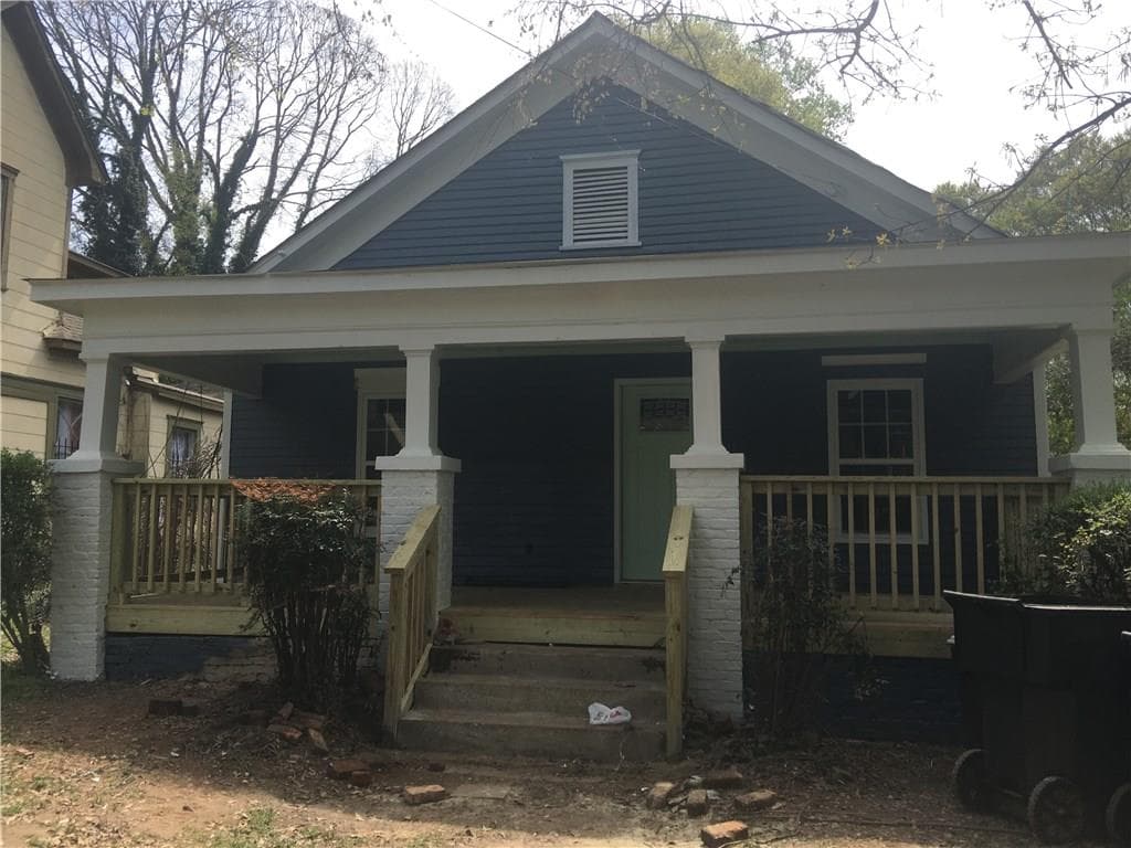 3 bedroom, 1,116 sq ft single family residence sold at 1268 Avon Avenue, Atlanta, GA 30310
