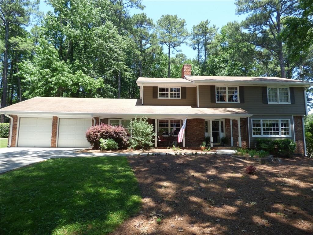 4 bedroom, 2,398 sq ft single family residence sold at 2856 Sylvan Ramble Road, Atlanta, GA 30345