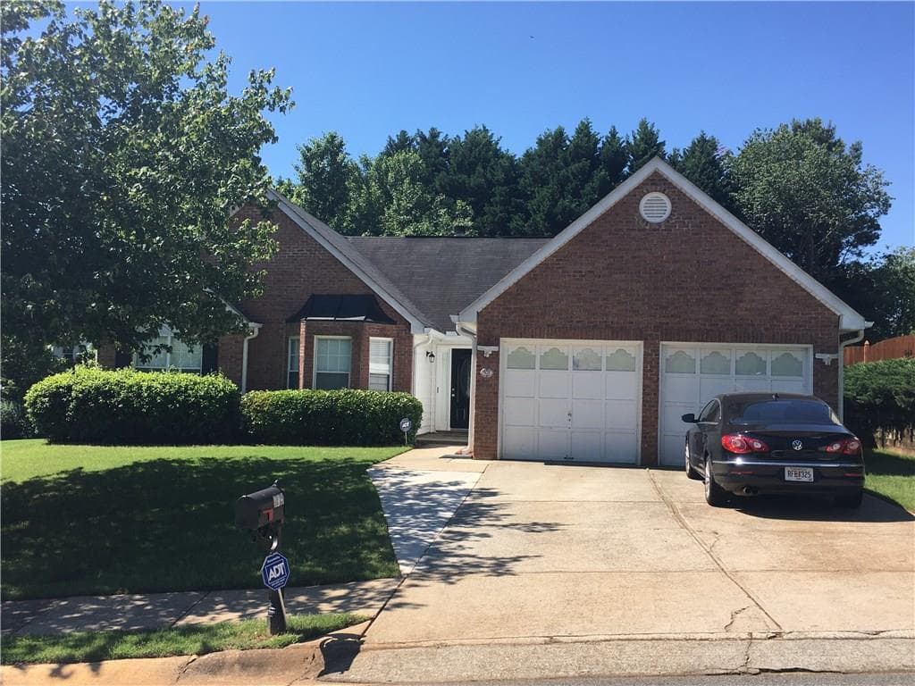 3 bedroom, 1,872 sq ft single family residence sold at 935 Charter Club Drive, Lawrenceville, GA 30043
