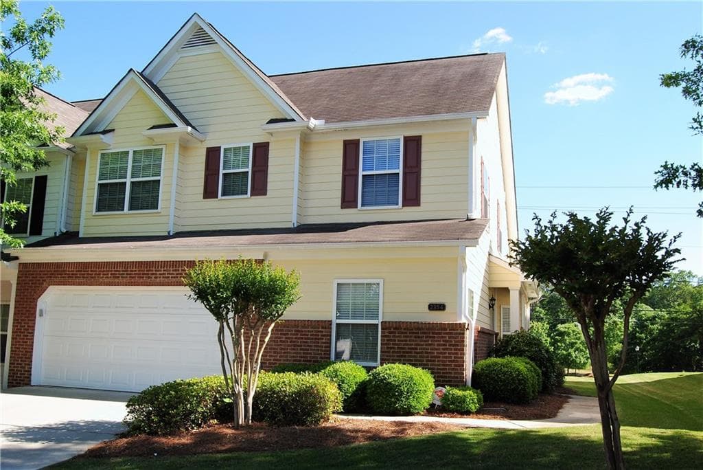 2354 Suwanee Pointe Drive 109, Lawrenceville, GA 30043 — most recent listing photo