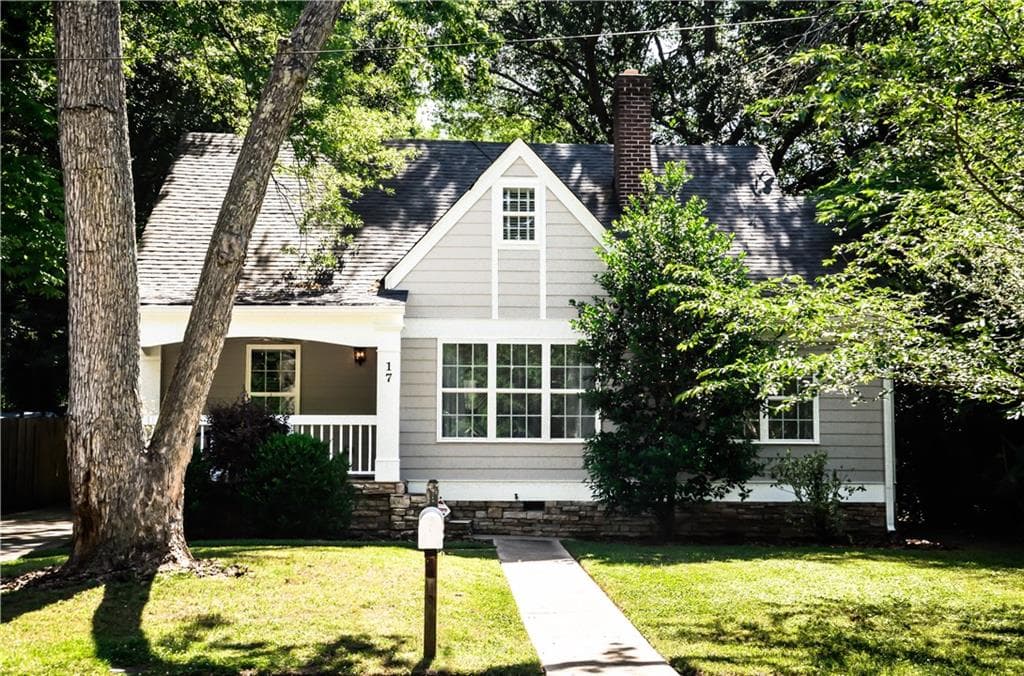 3 bedroom, 1,790 sq ft single family residence sold at 17 Spence Avenue, Atlanta, GA 30317
