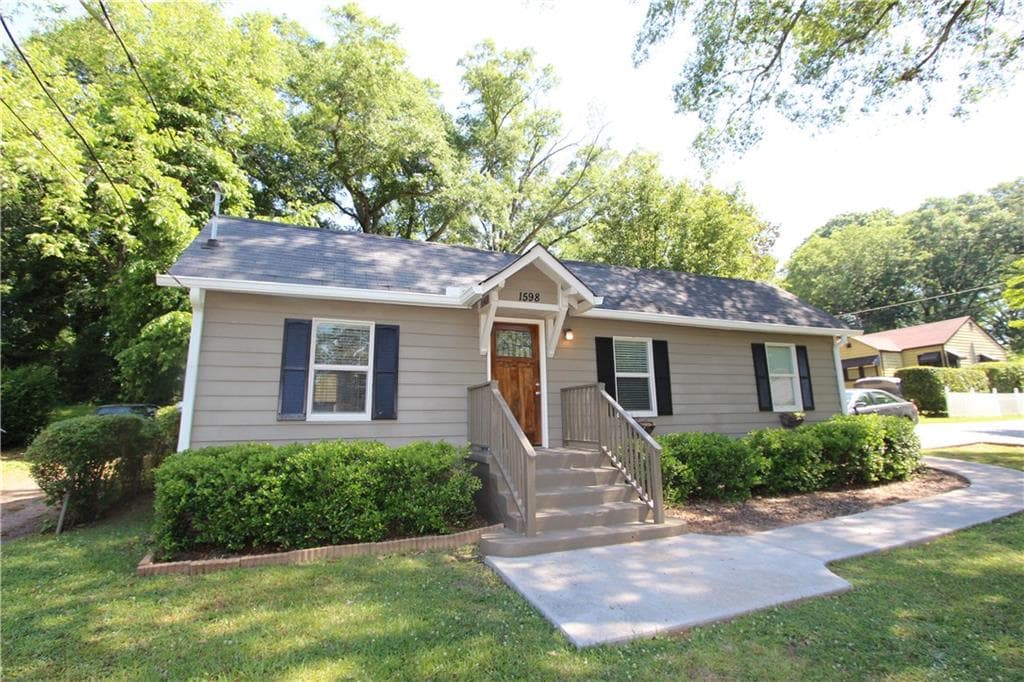 2 bedroom, 956 sq ft single family residence sold at 1598 Liberty Avenue, Atlanta, GA 30317