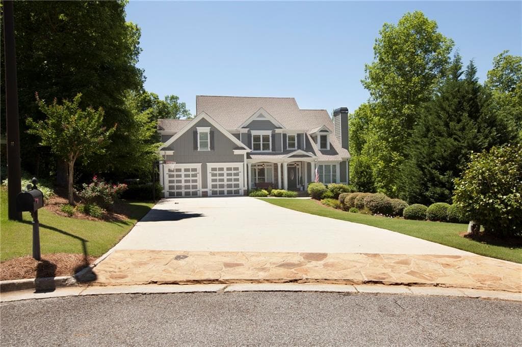 5 bedroom, 4,512 sq ft single family residence sold at 412 Pebblebrooke Lane, Canton, GA 30115