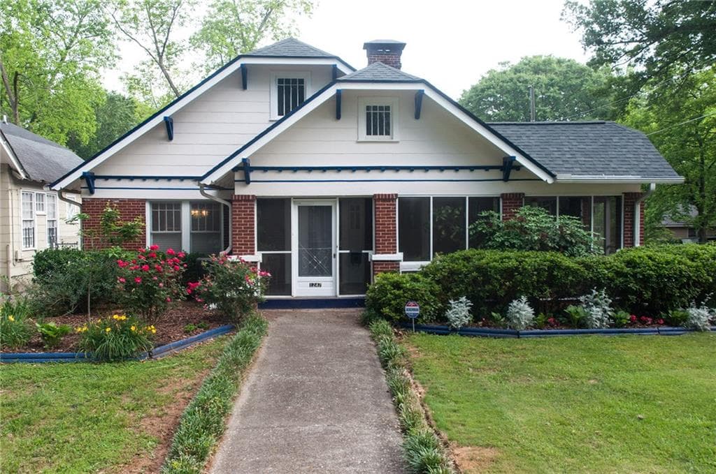 3 bedroom, 1,716 sq ft single family residence sold at 1247 AVON Avenue, Atlanta, GA 30310