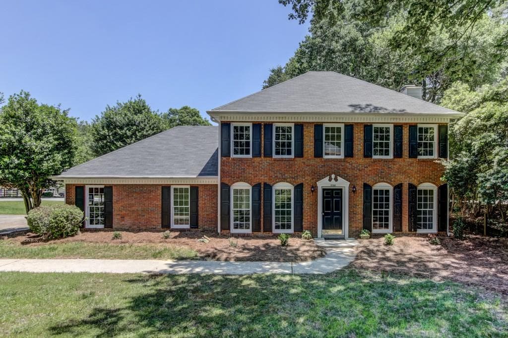 1086 Dogwood Forest Drive, Marietta, GA 30068 — most recent listing photo
