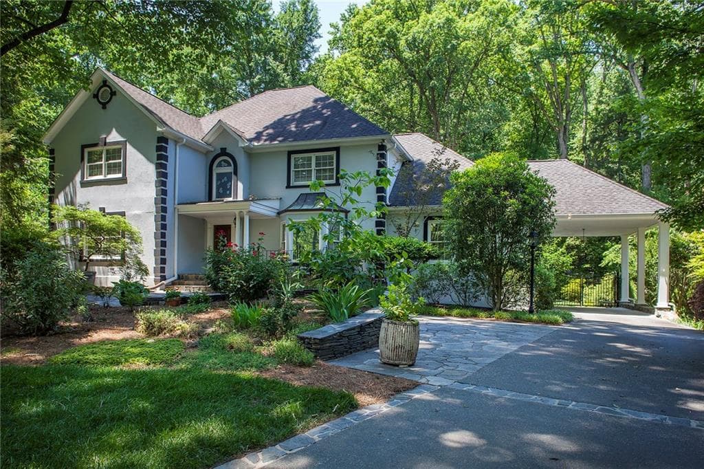 5 bedroom, 4,523 sq ft single family residence sold at 1130 Springdale Road, Atlanta, GA 30306
