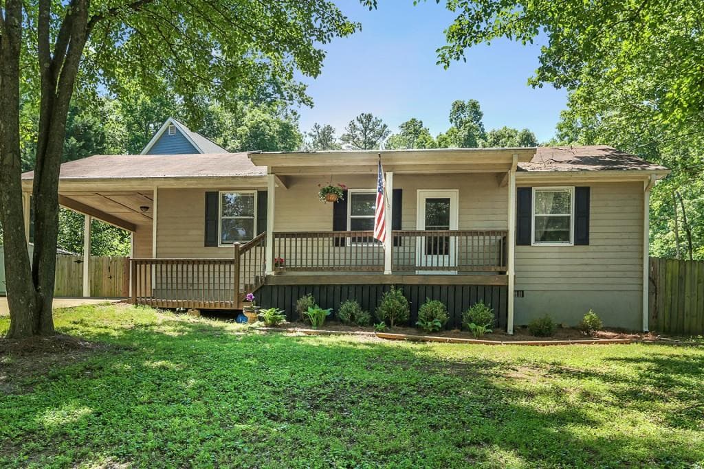 4565 Bonneville Drive, Cumming, GA 30041 — most recent listing photo