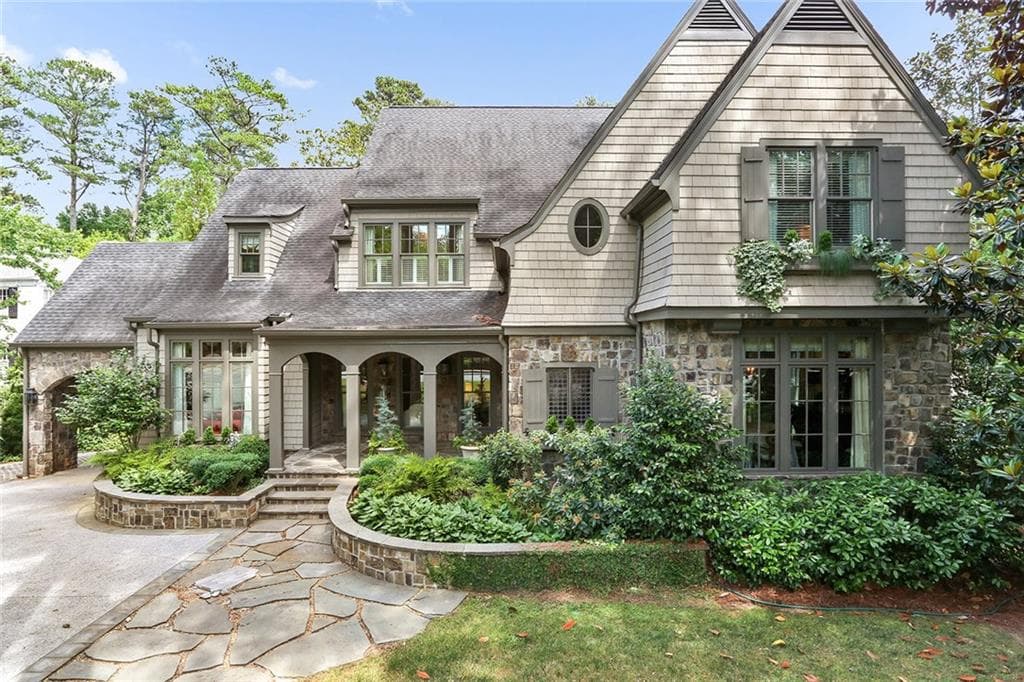 6 bedroom, 8,235 sq ft single family residence sold at 3303 Habersham Road, Atlanta, GA 30305
