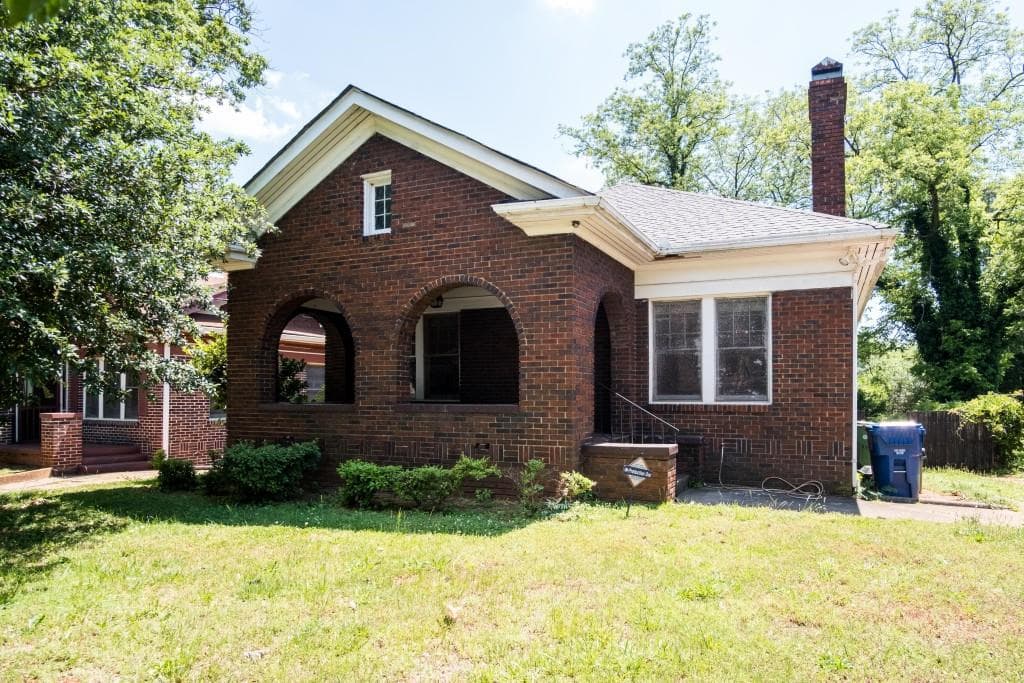 2 bedroom, 1,149 sq ft single family residence sold at 564 Mellview Avenue, Atlanta, GA 30310