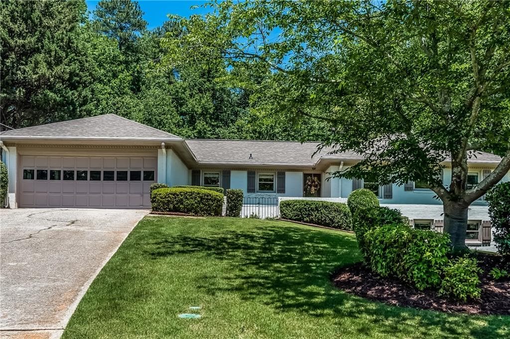 4588 Mountain Creek Drive, Roswell, GA 30075 — most recent listing photo