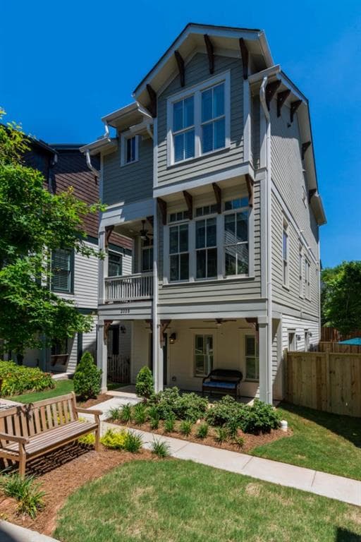 2005 Hibernia Bend, Decatur, GA 30030 — most recent listing photo